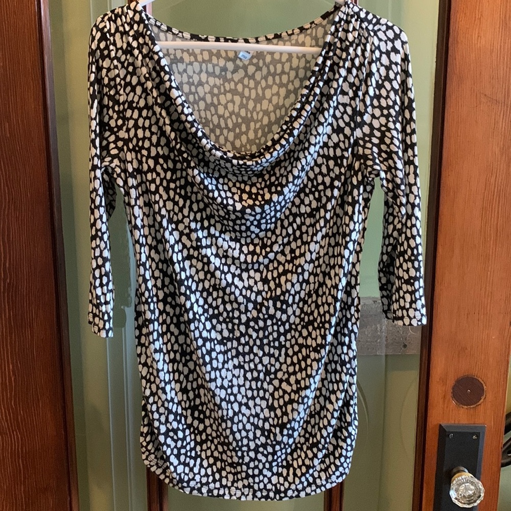 Women’s Old Navy Maternity Top Size M